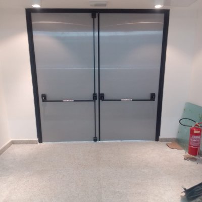 Porta Corta Fogo P120